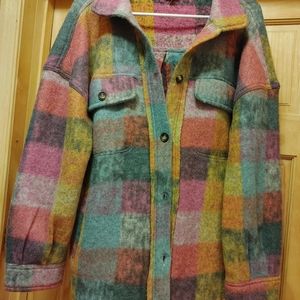 Firm Soft jacket like Shirt very nice never wore size medium light weight